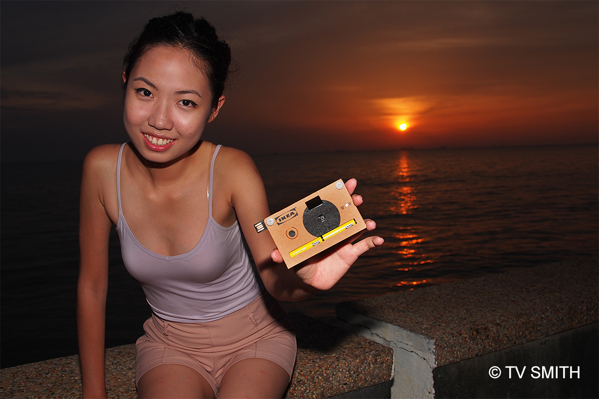 The Cardboard Camera Is Very Practical For A Beach Outing.